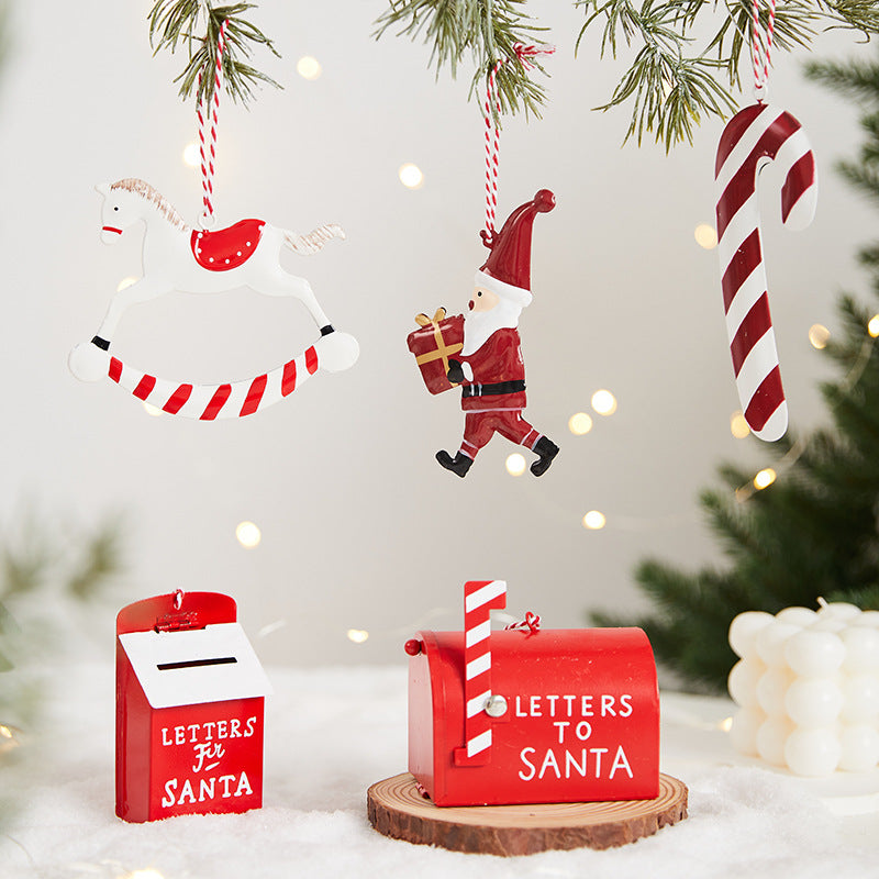 Christmas Tree Wrought Iron Painted Pendant Cute Cartoon Santa Claus Snowman Ornament Christmas Small Hanging Ornament