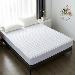 Waterproof Bed Linen with Elastic Bands